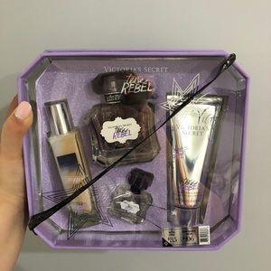 Tease Rebel Victoria Secret Fragrance Gift Box